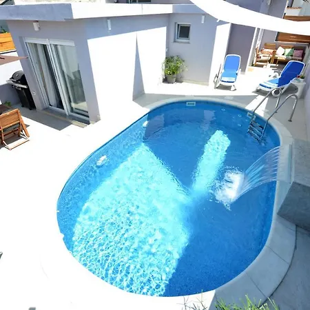 Σπίτι διακοπών Holiday House Pop&rock With Pool