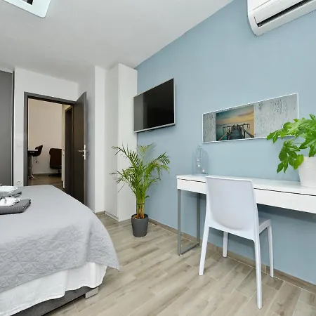 Vikendica Holiday House Pop&rock With Pool Zadar